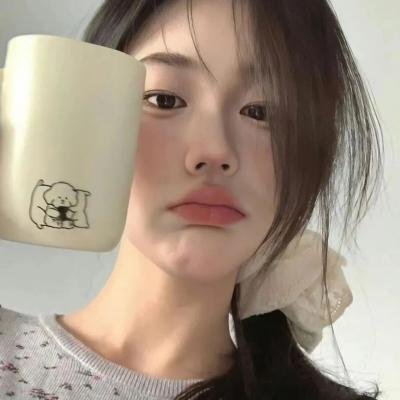 美女冷静我只是个电工
